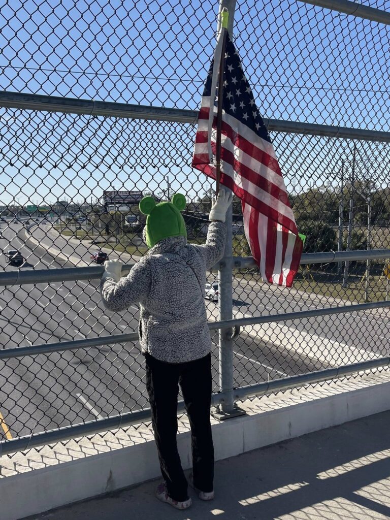Community overpass bannering in Palm Harbor, Florida, Grassroots grassroots activism