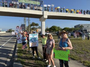 Citizens in support of democracy in Dunedin