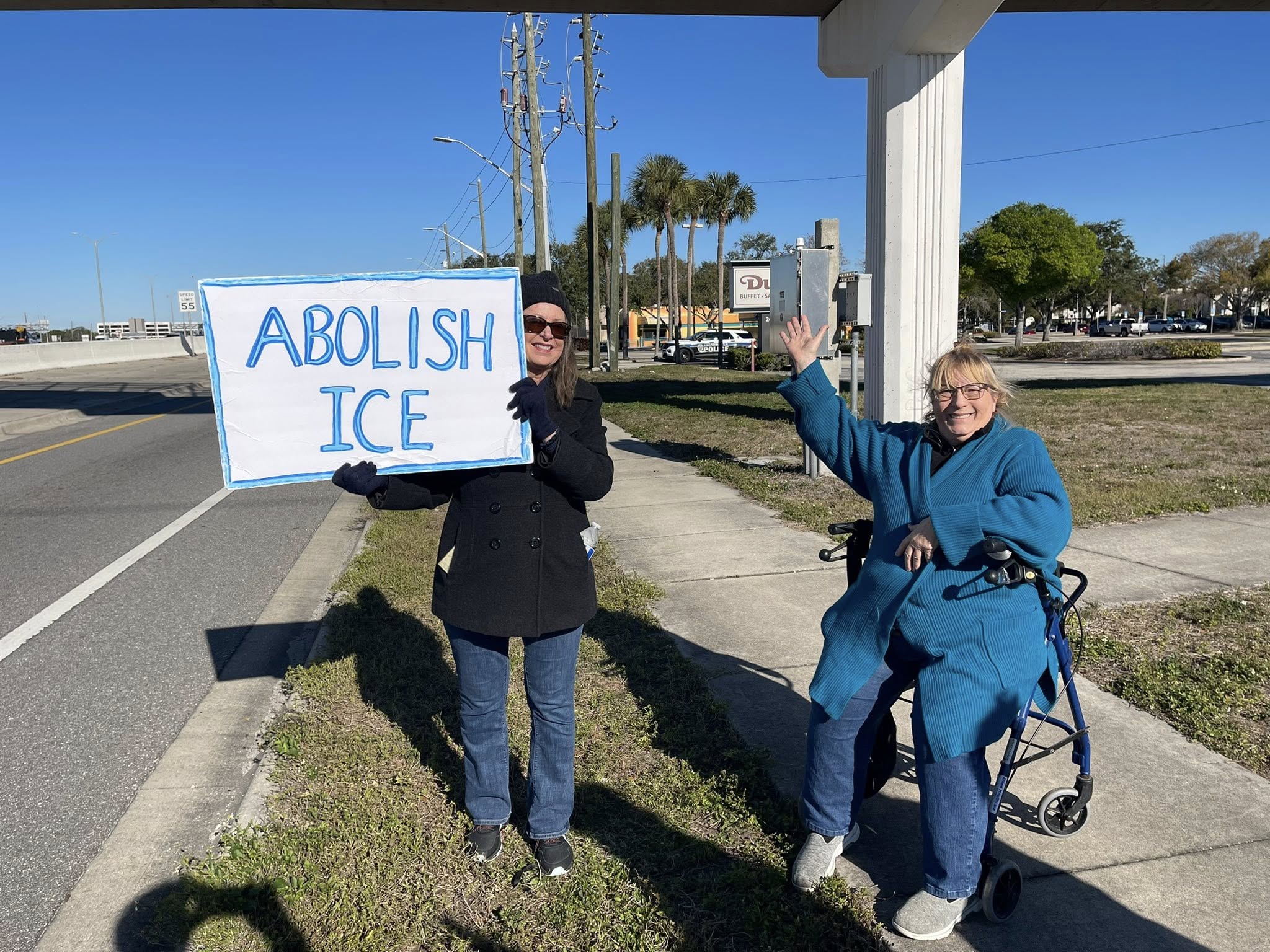 Community protest in Tarpon Springs, Florida, Liberal grassroots activism