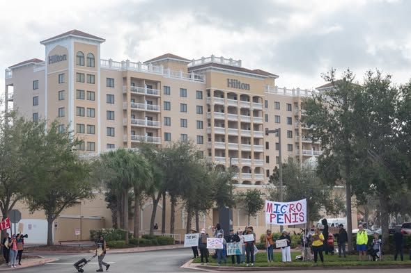 Progressive community rally in Dunedin, Florida, Indivisible North Pinellas